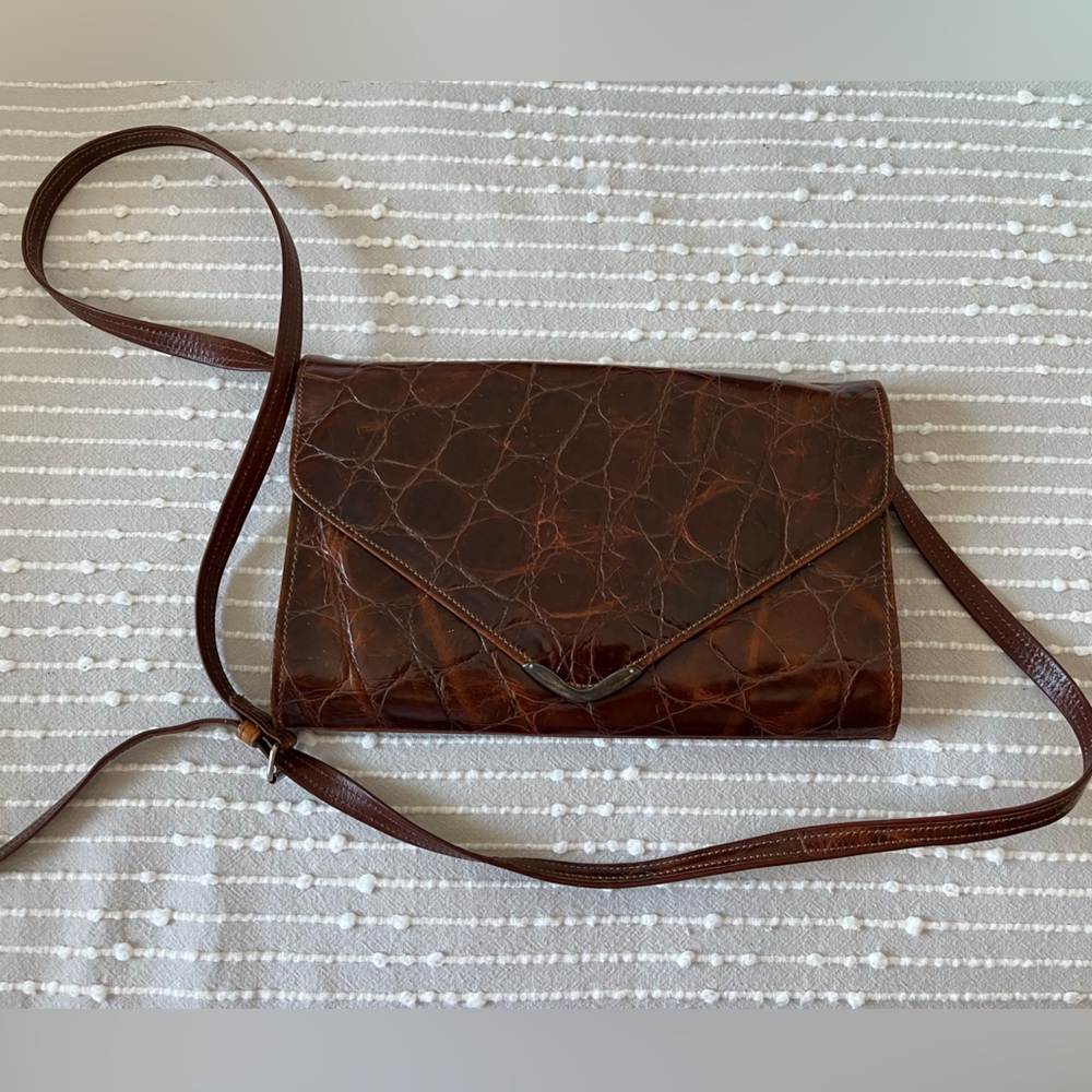 Leather Envelope Crossbody bag